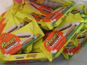 24- 1.2 oz  Reeses MallowTops...