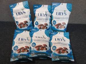 6- 3.5 oz Bags Lilys Milk Chocolat...