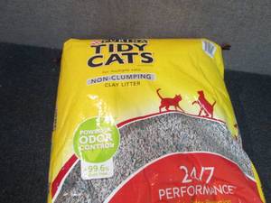40 lb Tidy Cats Non-Clumping Litter...