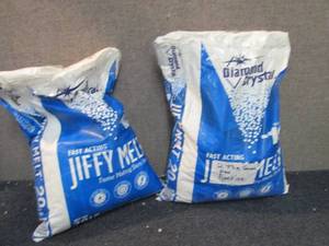 2- 20 lb Bags Jiffy Melt...