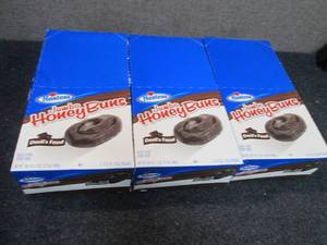 3- 28.5 oz Boxes Hostess Jumbo Devi...