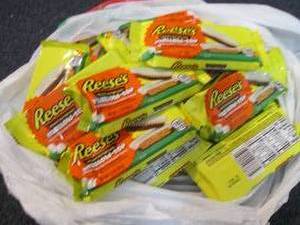 24- 1.2 oz  Reeses MallowTops...