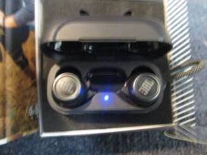 JBL Reflect Mini NC Noise-Cancellin...