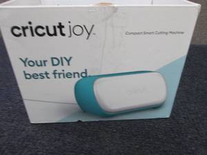Cricut Joy Machine open box, Retail...