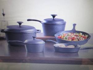 8-Pc. Pre-Seasoned Cast Iron Cookwa...
