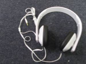Box of 20 White Adjustable Headphon...