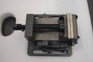 Tilting Vise
