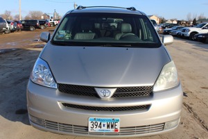 2004 Toyota Sienna