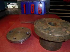 lot 106 image: Qty of 2 lathe chuck adapters Look unused. As shown. Big one is 7 14 x 4 12x 1 58.