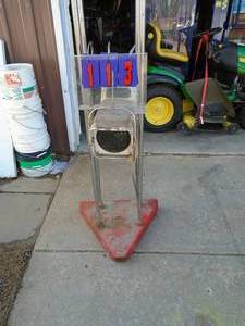 lot 113 image: Atlas headlight power tester. Neat old unit. Untested. As shown.