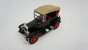 lot 36 image: 1927 Tan & Black Ford Model T Touring--Made In China---- 137 Die Cast