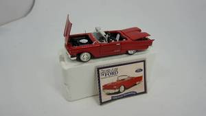 lot 43 image: Red 1958 Ford Thunderbird Convertible.  Silver Age Of Ford---132 Die Cast