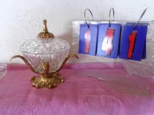 lot 141 image: Metal & glass covered bowl. One leaf needs to be reattached. As shown.