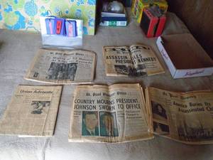 lot 195 image: Vintage Kennedy assasination newspapers. As shown.