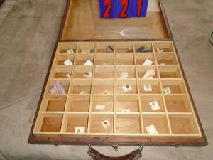 lot 221 image: Display box of rock samples. Looks very old. As shown.