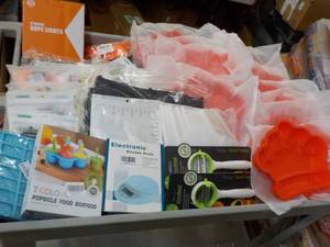 Silicone Crown Cake Pans and Kitche...