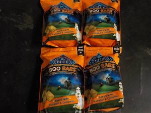 4 - 11 oz Bags Blue Boo Bars Dog Bi...