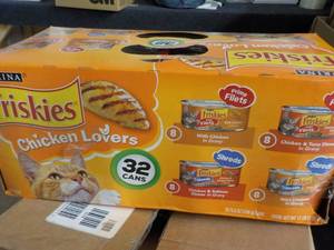 Purina Friskies 32 Cans Cat Food...