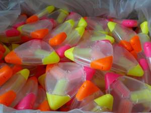 Case of 300 Triangular Yellow, Oran...