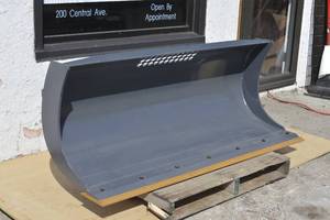 lot 1 image: New T.M. Manufacturing 69 custom made heavy duty dozer blade