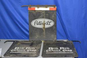 lot 27 image: Mud Flaps package of 3