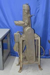 lot 29 image: Cutler Hammer belt sander
