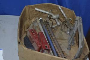 lot 46 image: box of fuel pump parts