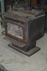 lot 49 image: Wood Stove