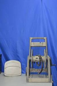 lot 54 image: 1 hose reel, 1 hose holder