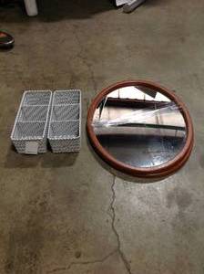 lot 76 image: Lot of Assorted Mirror - in good condition - review all pictures