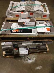 lot 61-1 image: Mix Pallet of assorted Ceramic Flooring (various sizes, colors and conditions) review all pictures