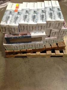 lot 63 image: Blonde Wood 6 in. x 24 in. Glazed Porcelain Floor and Wall Tile (14.55 sq. ft.  case) review all pictures 25 cases