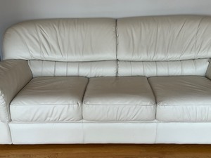 lot 1 image: Lovely Leather Ivory Sofa