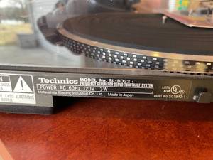 lot 47 image: Technics FG Servo Automatic Turntable System