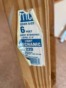 lot 53 image: Wooden Light Mechanic 6 Foot Step Ladder