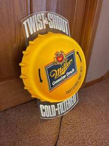lot 63 image: Twist and Shout Miller Genuine Draft Lighted Wall Piece