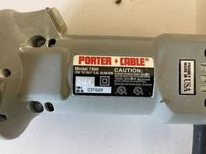 lot 69 image: Porter Cable Cutout Tool