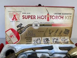 lot 74 image: Vintage Torch Kit in Original Metal Case