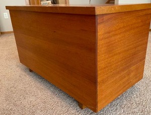 lot 162 image: Cedar Chest with Hinged Top