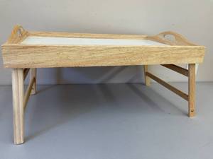 lot 164 image: Hand Crafted Beechwood Leisure Tray