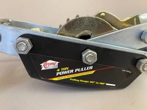 lot 177 image: Xtreme Garage 4 Ton Power Puller Winch