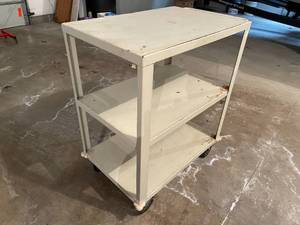 lot 183 image: Metal 3 Shelf Rolling Cart