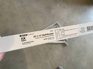 lot 224 image: 4 EB Heavy Duty Shelving Brackets 20 x 13 in New Condition