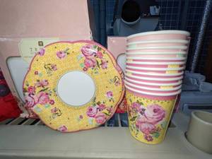 2 Sets of Truly Scrumptious Vtg Paper Cup & Saucer Sets