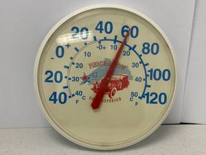 lot 45 image: Vintage Pierce-Arrow Society Lake Superior Thermometer