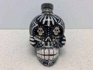 lot 58 image: Swarovski Crystal Skull Decanter