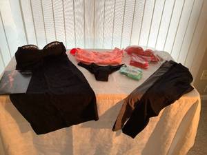 lot 73 image: Victorias Secret Lot