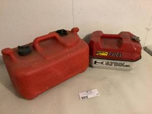 lot 91 image: Boat Fuel Tanks