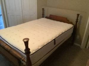lot 76 image: Full Size Bed Frame