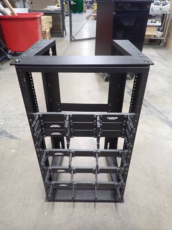 Black Box Cable Managment Rack